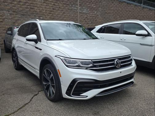 Oryx White Pearl 2022 Volkswagen Tiguan 2.0T SEL R-Line 4MOTION
