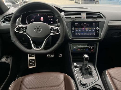 Oryx White Pearl 2022 Volkswagen Tiguan 2.0T SEL R-Line 4MOTION