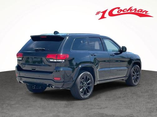 Diamond Black Crystal Pearlcoat 2019 Jeep Grand Cherokee Altitude