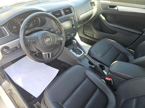 2014 Volkswagen Jetta Auto SE w/Connectivity