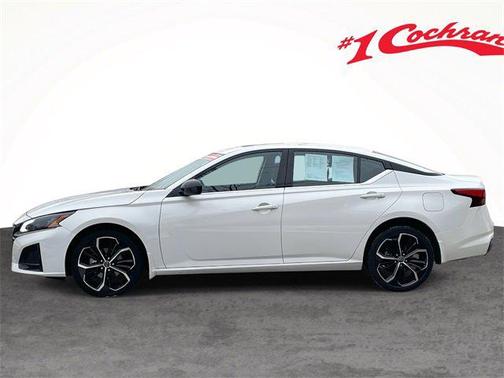 2023 Nissan Altima SR Intelligent AWD