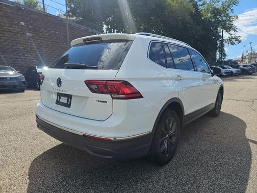 2022 Volkswagen Tiguan 2.0T SE 4MOTION