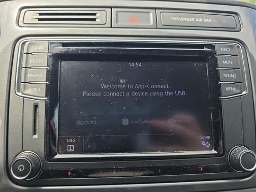 Pepper Gray Metallic 2017 Volkswagen Tiguan Limited 2.0T