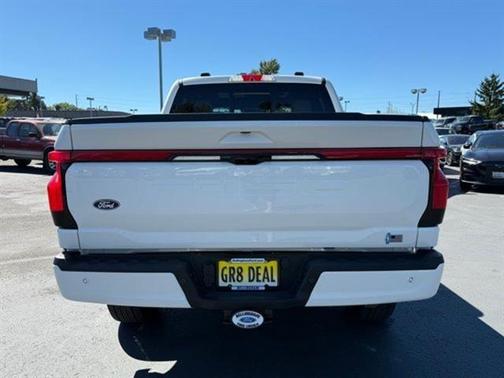 2025 Ford F-150 Lightning Platinum