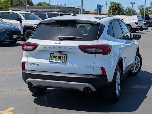 Oxford White 2025 Ford Escape Active