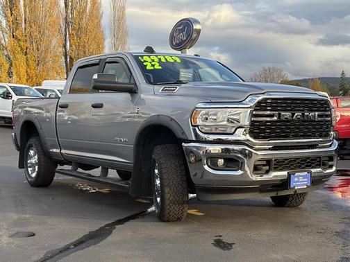 2022 RAM 2500 Big Horn Crew Cab 4x4 6'4' Box