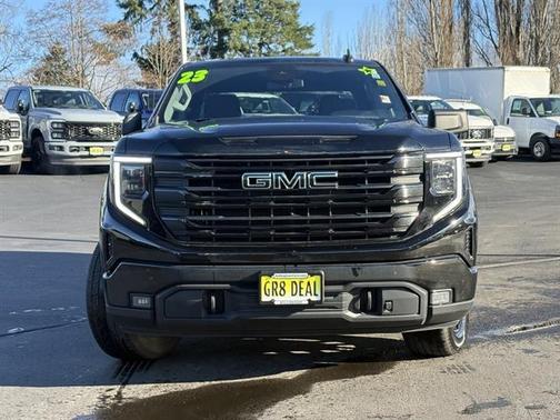 2023 GMC Sierra 1500 Elevation
