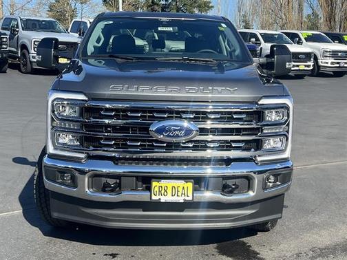Carbonized Gray 2026 Ford F-250 Lariat