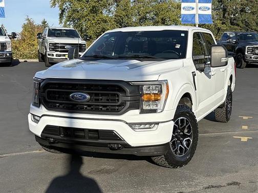 Oxford White 2023 Ford F-150 XLT