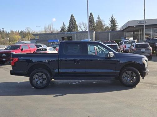 2025 Ford F-150 Lightning Flash