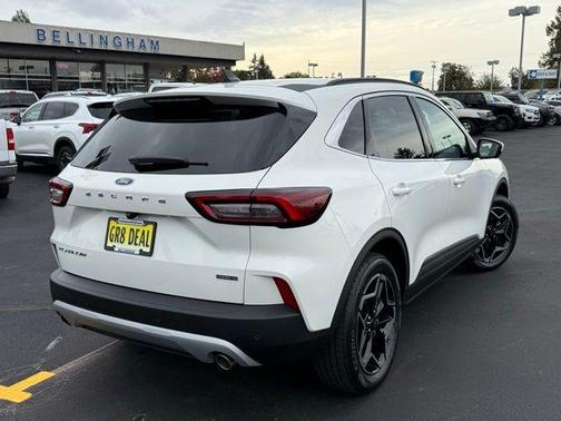 2025 Ford Escape Platinum