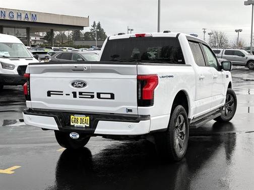 2024 Ford F-150 Lightning Flash