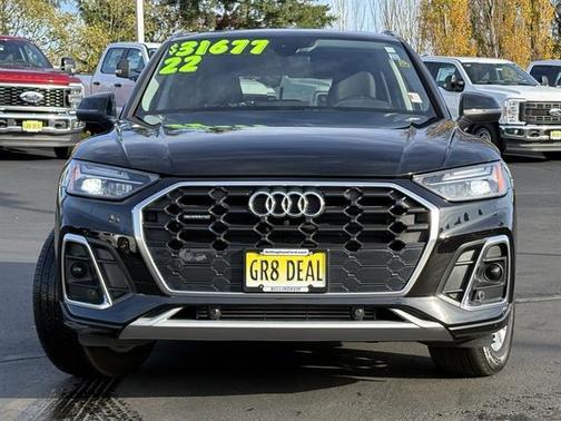 2022 Audi Q5 45 S line Premium