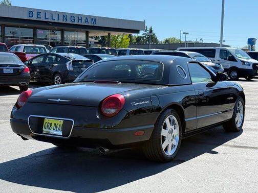 2002 Ford Thunderbird Base
