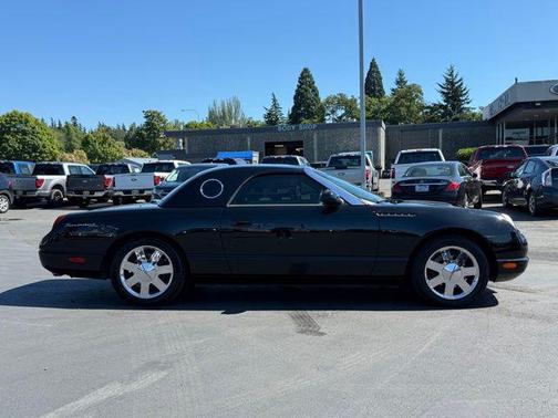 2002 Ford Thunderbird Base