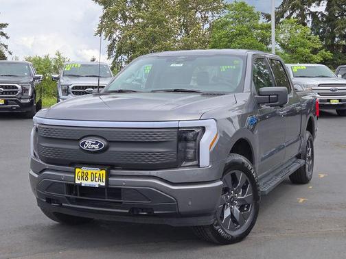 2025 Ford F-150 Lightning Flash