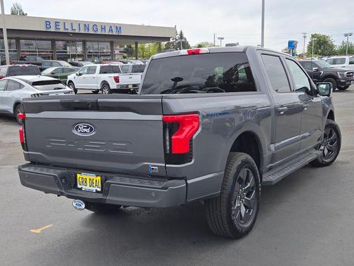 2025 Ford F-150 Lightning Flash