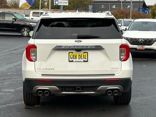 2023 Ford Explorer Platinum