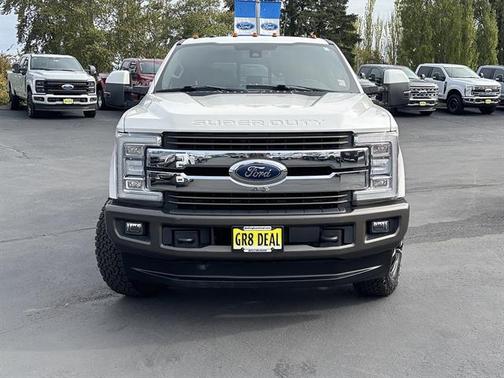 White Platinum Metallic Tri-Coat 2018 Ford F-350 King Ranch
