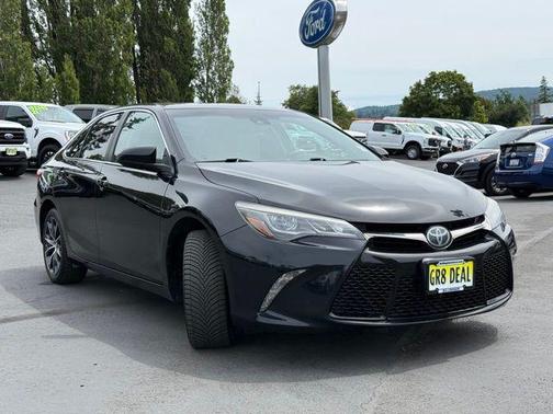 2017 Toyota Camry XSE