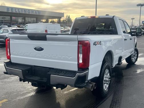 2023 Ford F-350 XLT