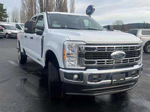 2023 Ford F-350 XLT
