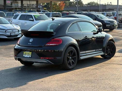 2016 Volkswagen Beetle 1.8T Dune