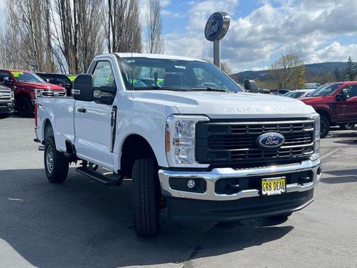 2025 Ford F-250 XLT