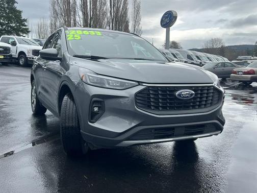CARBONIZED GRAY METALLIC 2025 Ford Escape PLATINUM