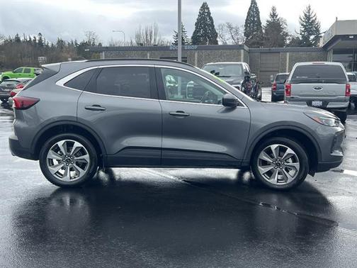 CARBONIZED GRAY METALLIC 2025 Ford Escape PLATINUM