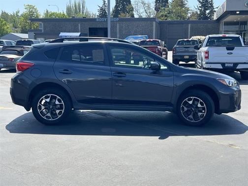 Dark Gray Metallic 2019 Subaru Crosstrek 2.0I PREMIUM
