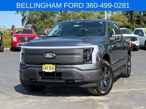 2025 Ford F-150 Lightning Flash