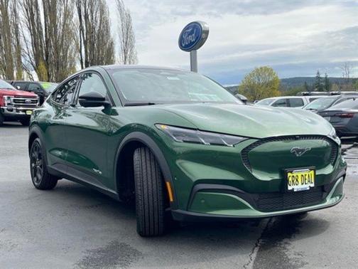 2024 Ford Mustang Mach-E Select