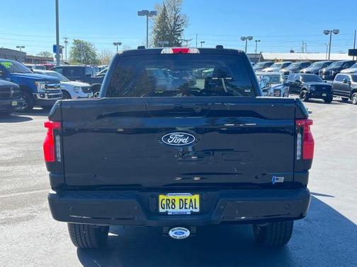 2025 Ford F-150 Lightning Flash