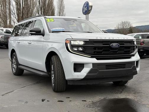 2025 Ford Expedition Max Active 4x4