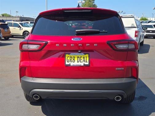 2025 Ford Escape ST-Line Select