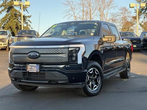 2022 Ford F-150 Lightning XLT