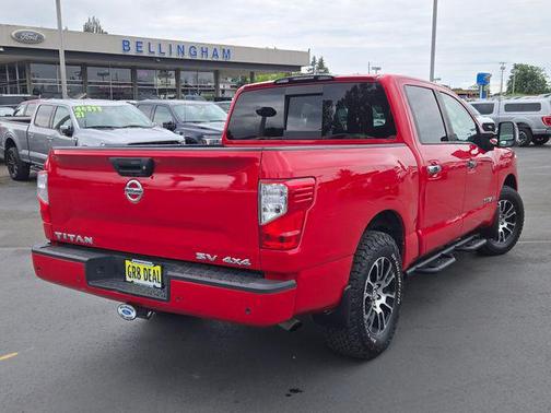 2021 Nissan Titan SV