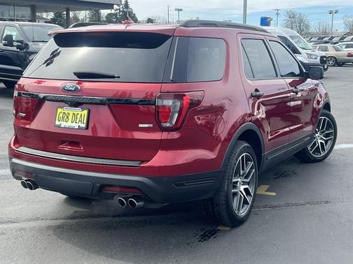 RUBY RED METALLIC TINTED CC 2018 Ford Explorer SPORT