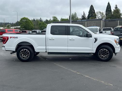 OXFORD WHITE 2022 Ford F-150 XLT