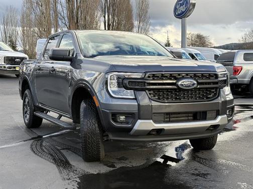 CARBONIZED GRAY METALLIC 2024 Ford Ranger XLT