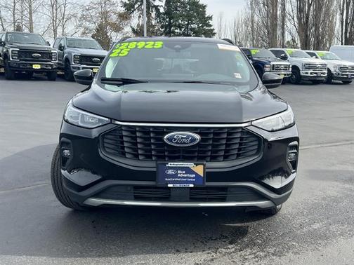 AGATE BLACK METALLIC 2025 Ford Escape PLATINUM