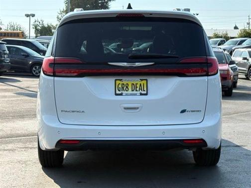 2023 Chrysler Pacifica L