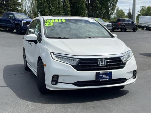 WHITE 2023 Honda Odyssey Elite