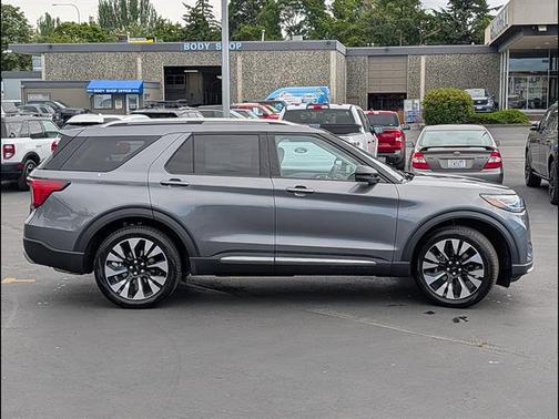 Carbonized Gray 2026 Ford Explorer Platinum
