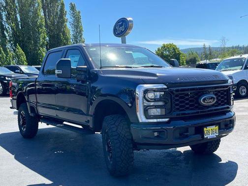2025 Ford F-350 XLT