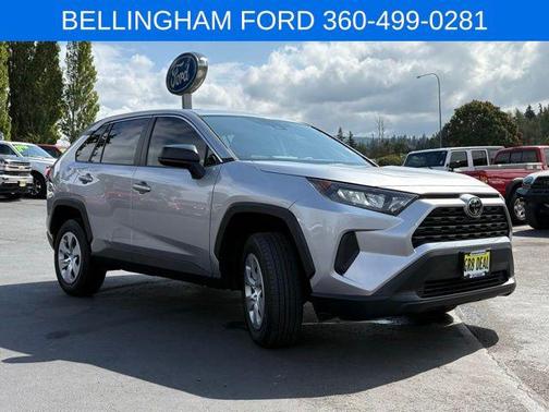 2022 Toyota RAV4 LE