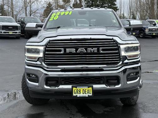 Billet Silver Metallic Clear Coat 2020 RAM 3500 Laramie Crew Cab 4x4 8' Box