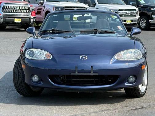 2003 Mazda MX-5 Miata Cloth