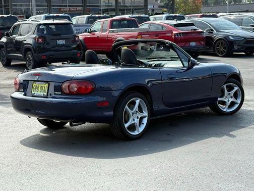 2003 Mazda MX-5 Miata Cloth